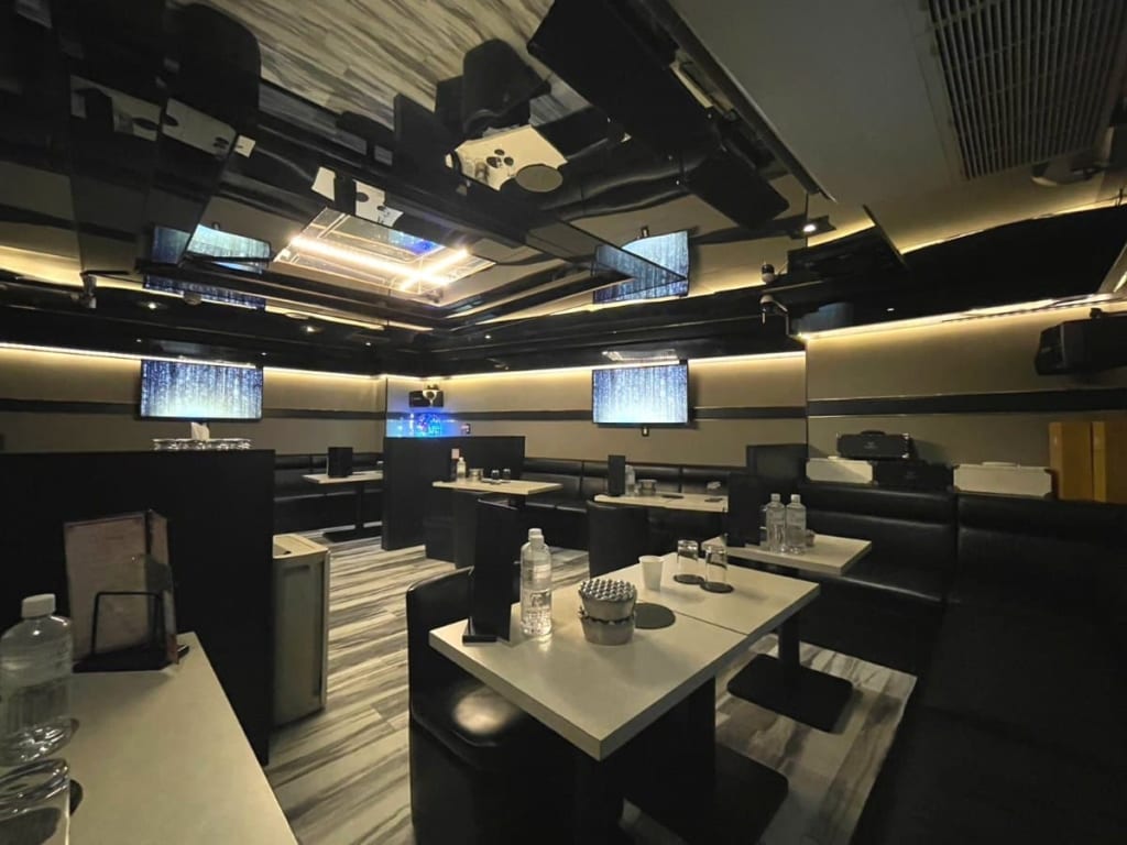 CLUB 帝（ミカド）1